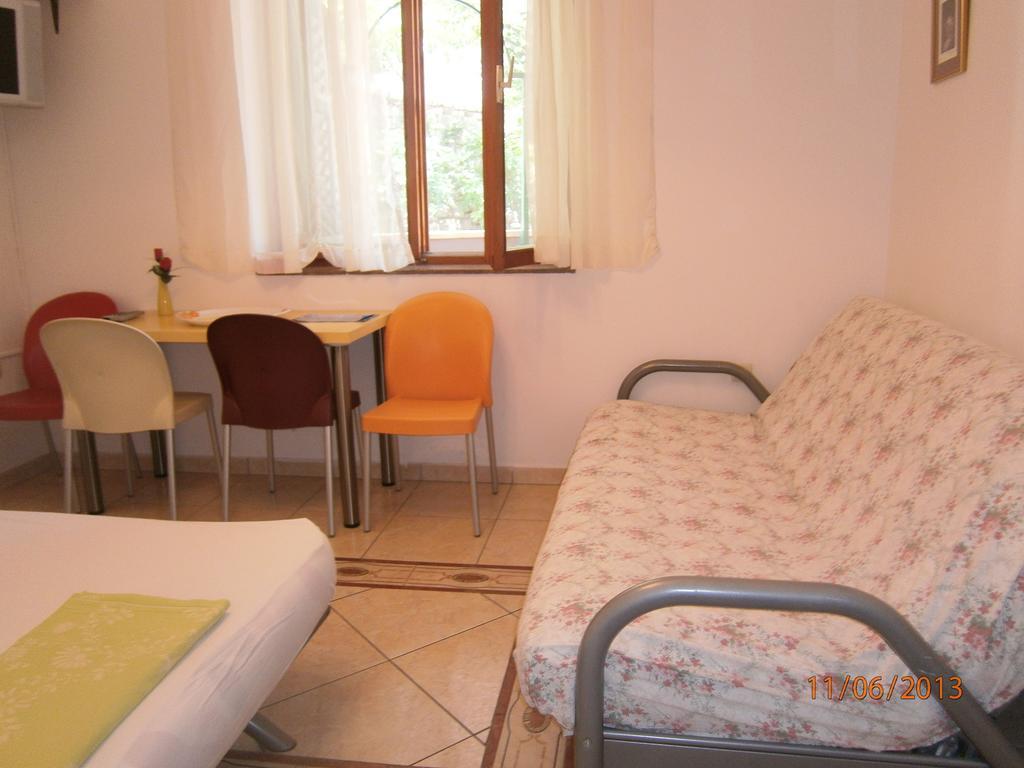 Villa Miranda - Croazia Omiš Δωμάτιο φωτογραφία